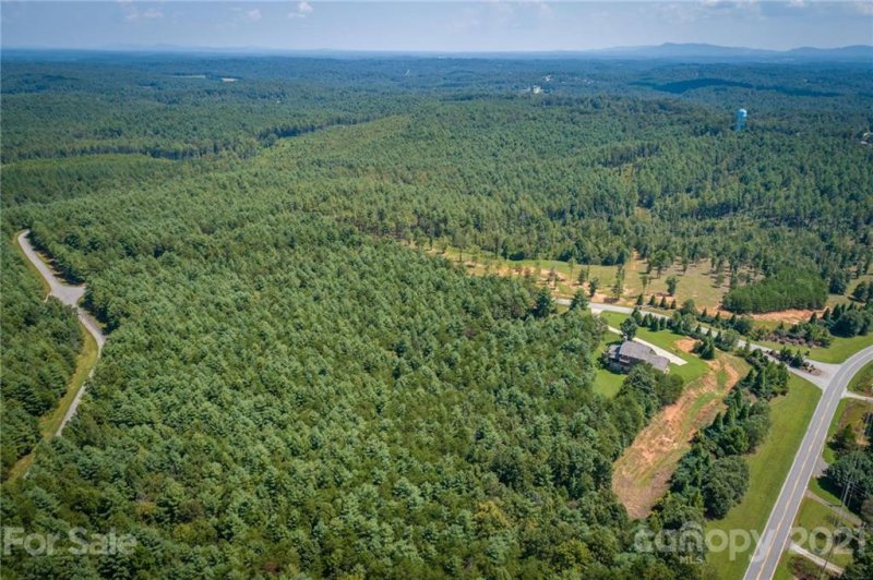 Property image 5 at 1045 Sale Drive, Morganton, NC 28655