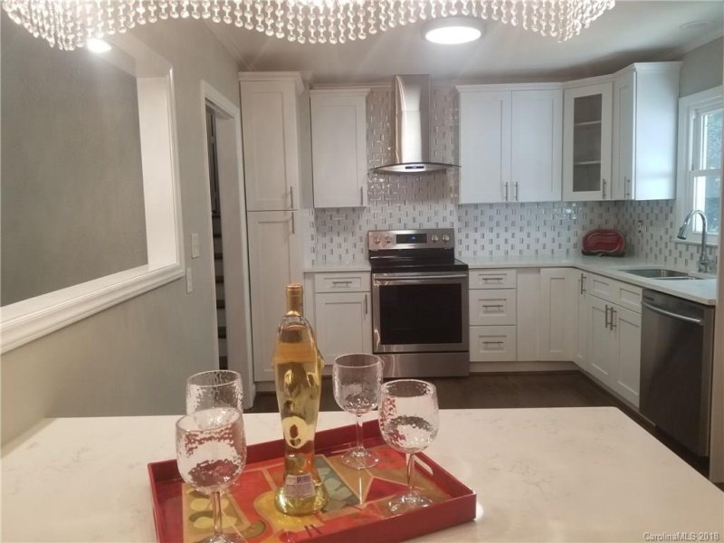 Property image 5 at 8201 Cliffside Drive, Charlotte, NC 28270