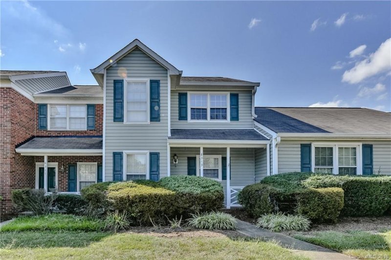 8313 Chippenham Lane