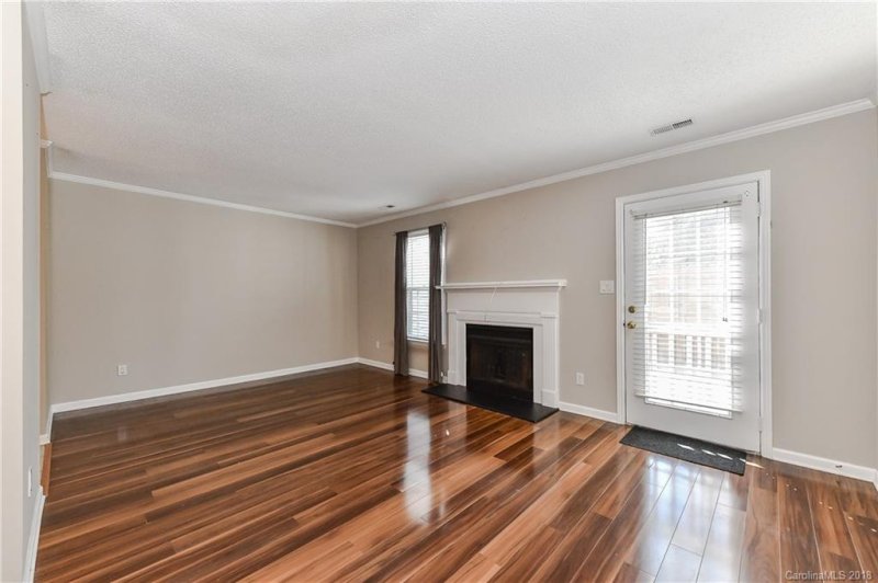 Property image 3 at 8313 Chippenham Lane, Charlotte, NC 28277