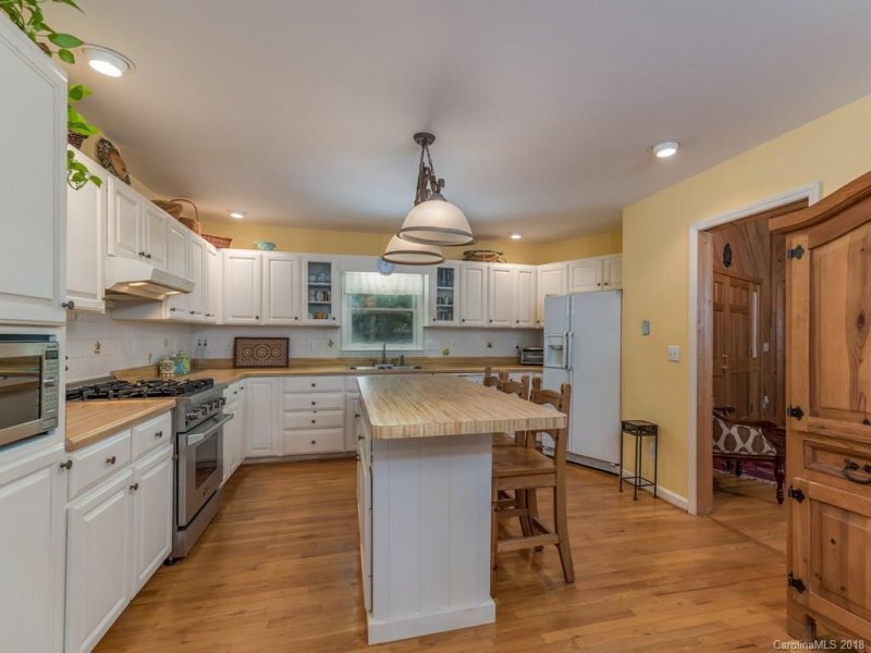 Property image 5 at 325 Aberdeen Farm Road, Rutherfordton, NC 28139