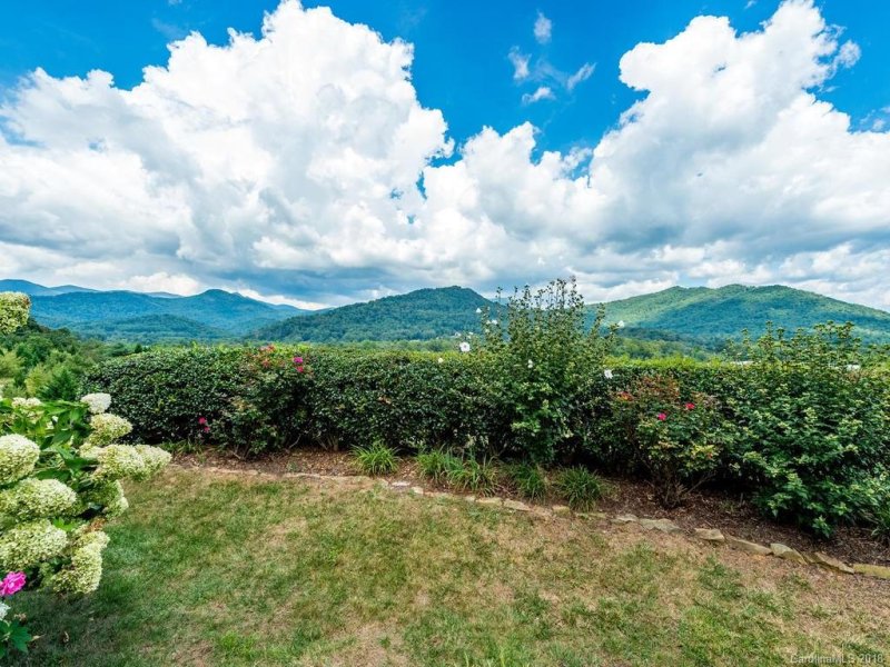 Property image 3 at 48 Outlook Circle, Swannanoa, NC 28778