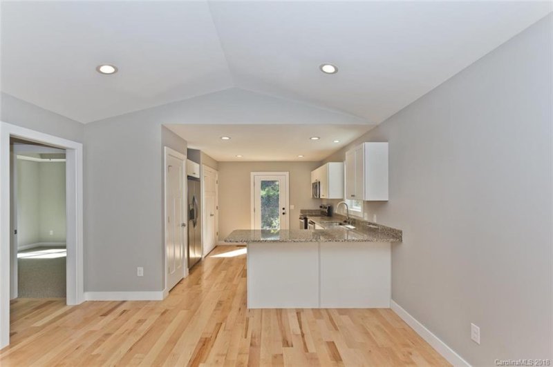 Property image 5 at 613 Reed Street, Asheville, NC 28803