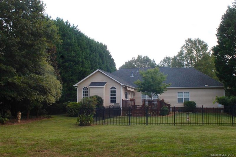 Property image 5 at 509 Dovefield Drive, Indian Trail, NC 28079