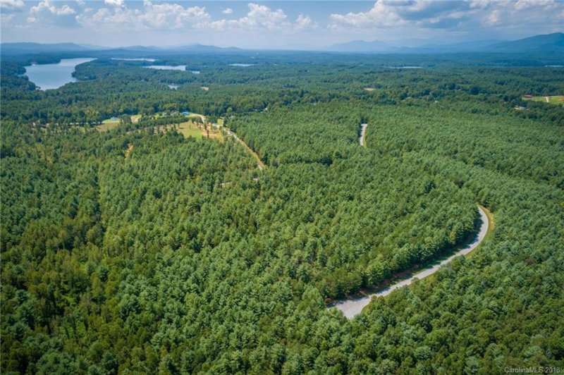 Property image 5 at 1042 Sale Drive, Morganton, NC 28655