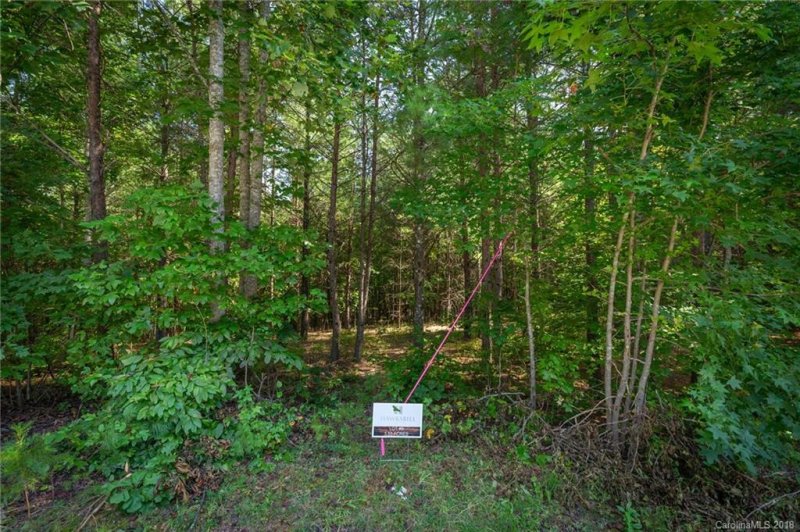 Property image 2 at 1083 Sale Drive, Morganton, NC 28655