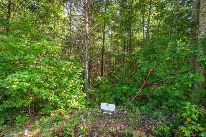 Property image 3 at 1071 Sale Drive, Morganton, NC 28655