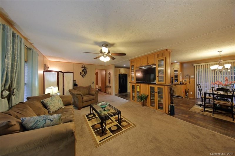 Property image 2 at 8 Bachelder Lane, Candler, NC 28715