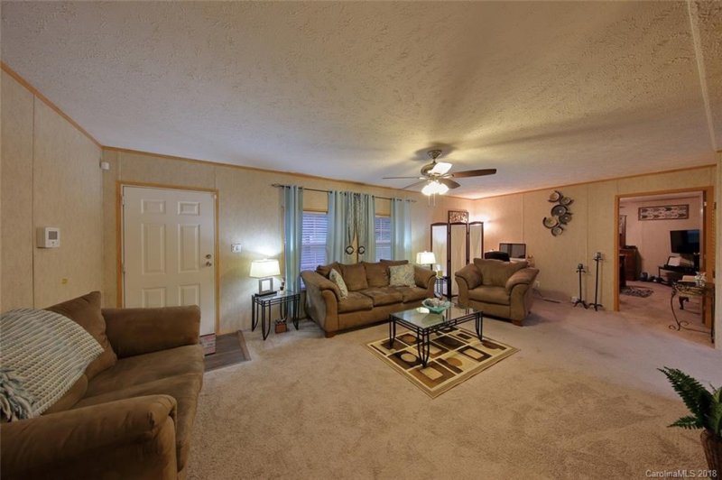 Property image 3 at 8 Bachelder Lane, Candler, NC 28715