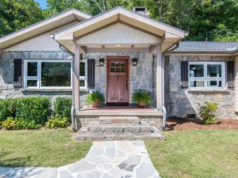 Property image 2 at 792 Ransier Drive, Hendersonville, NC 28739