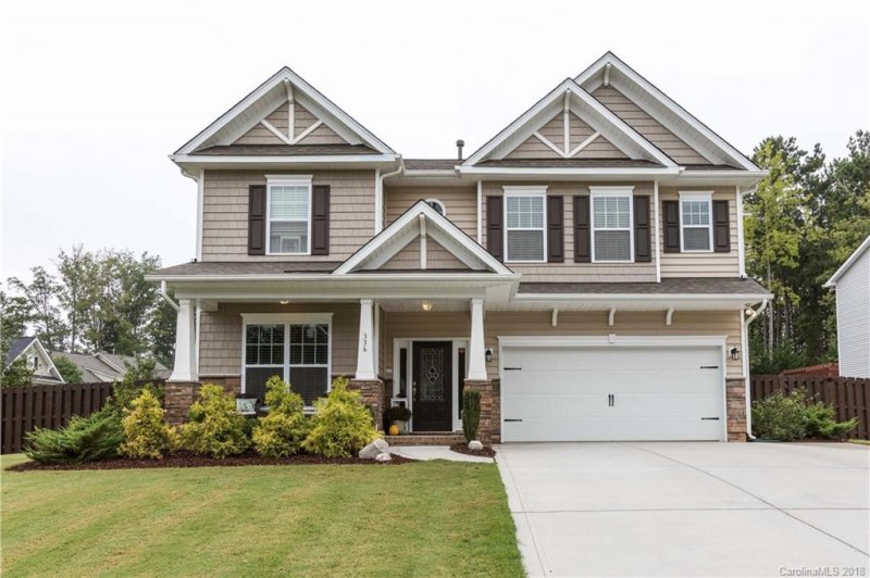 Property image 3 at 336 Windy Pine Drive, Lake Wylie, SC 29710