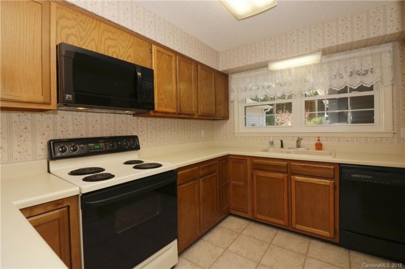 Property image 5 at 116 Lakeview Court, Brevard, NC 28712