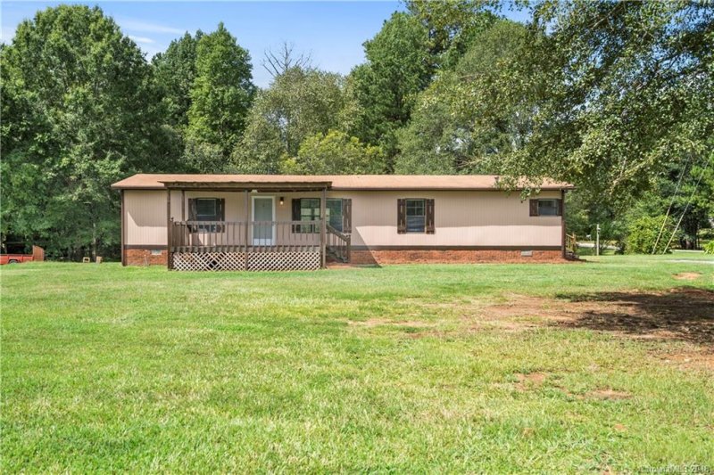Property image 2 at 1466 Russell Road, Rock Hill, SC 29732