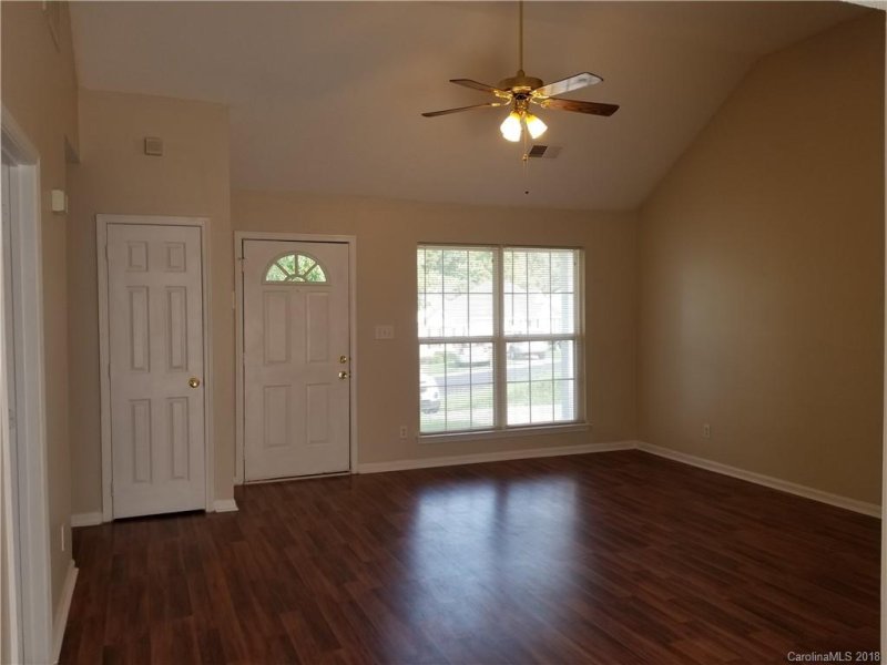 Property image 2 at 1301 Eagle Ridge Drive, Charlotte, NC 28214