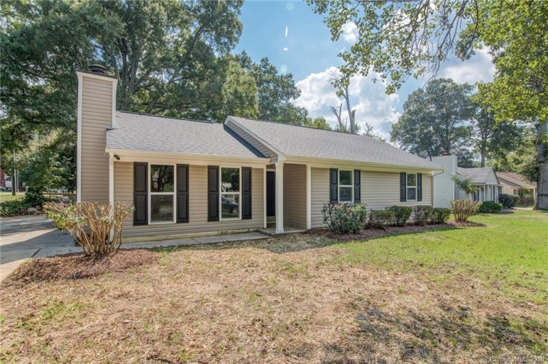 Property image 2 at 6924 Delta Lake Drive, Charlotte, NC 28215