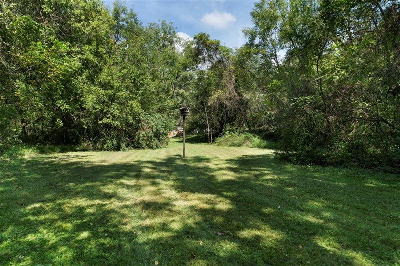 Property image 3 at 1099 4th Avenue Drive, Hickory, NC 28601