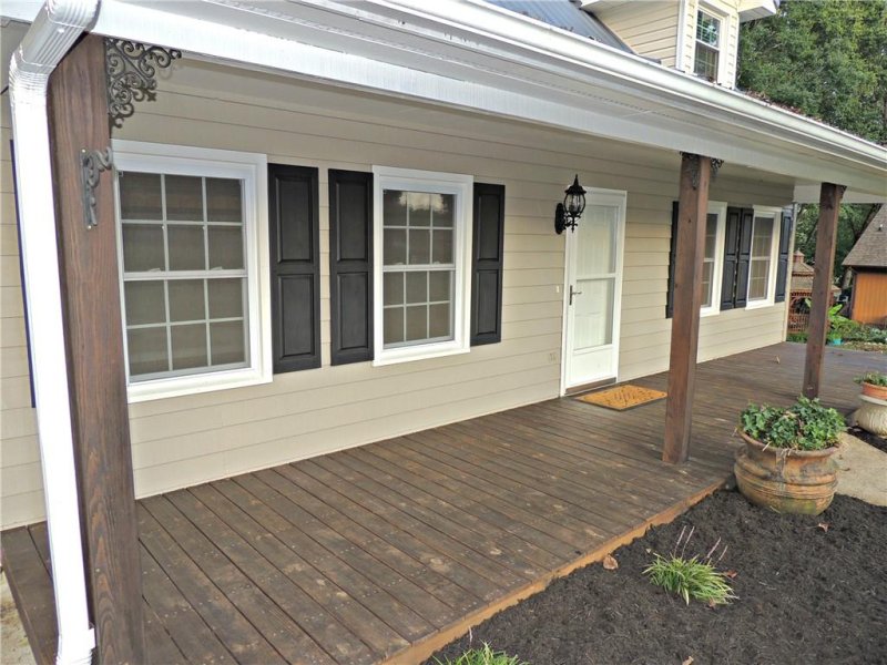 Property image 2 at 1548 Castell Lane, Hickory, NC 28601