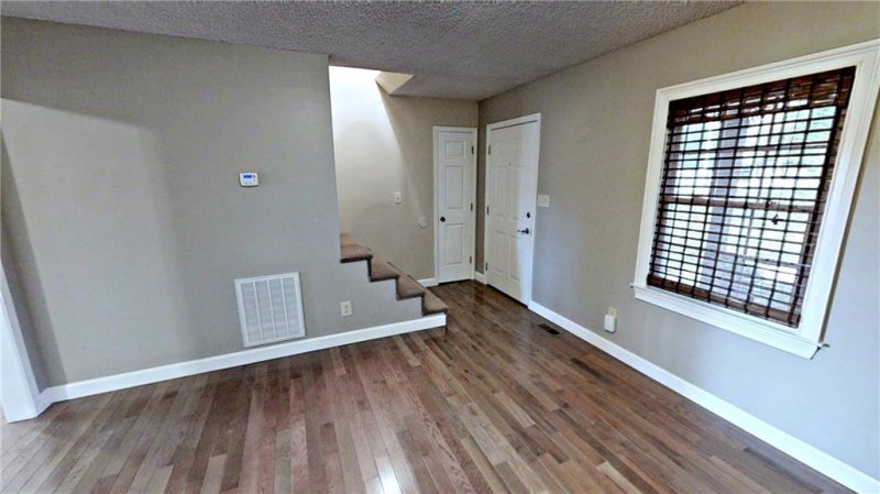 Property image 3 at 1548 Castell Lane, Hickory, NC 28601