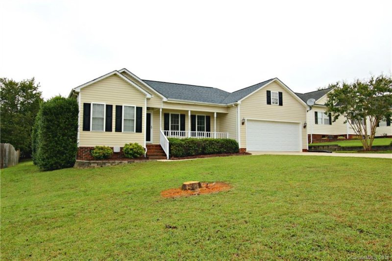 Property image 2 at 3680 Farm Lake Drive, Concord, NC 28027