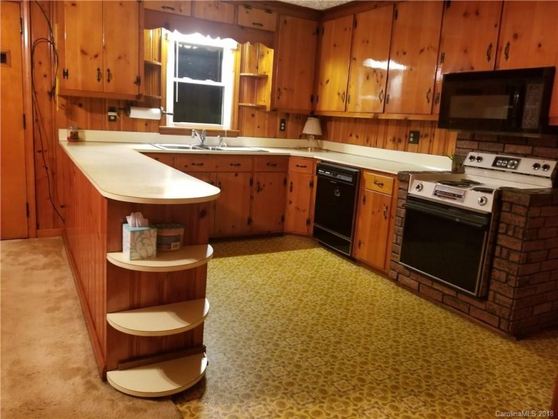 Property image 3 at 2304 Azalea Drive, Gastonia, NC 28054