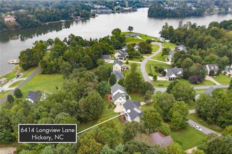 Property image 2 at 6414 Longview Lane, Hickory, NC 28601