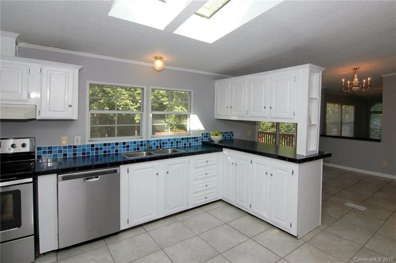 Property image 2 at 5010 Sierra Drive, Maiden, NC 28650