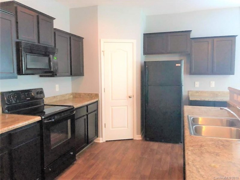 Property image 5 at 6316 Sydney Mae Lane, Charlotte, NC 28262