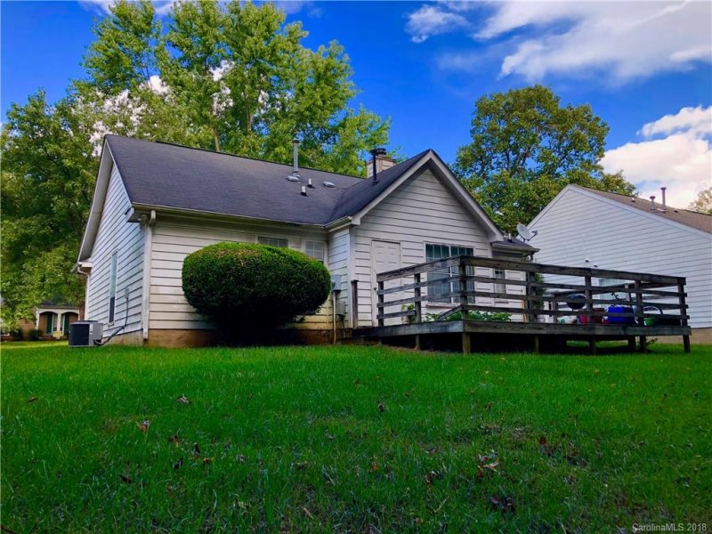 Property image 5 at 8338 Houndstooth Drive, Charlotte, NC 28227