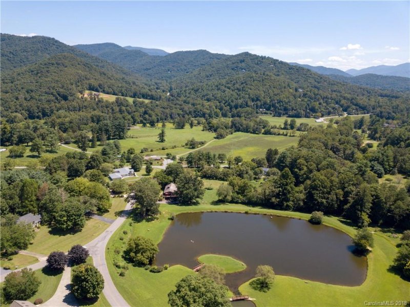 Property image 4 at 3 Ashley Road, Asheville, NC 28805