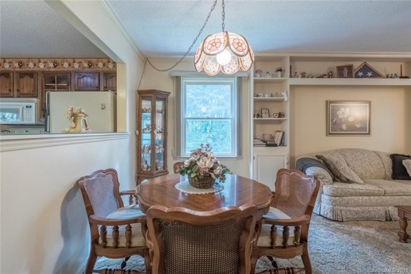 Property image 5 at 20 Pineoak Circle, Etowah, NC 28729