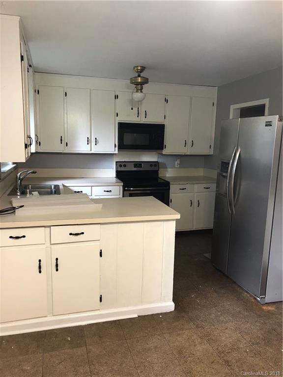 Property image 3 at 1148 Ashford Street, Charlotte, NC 28214