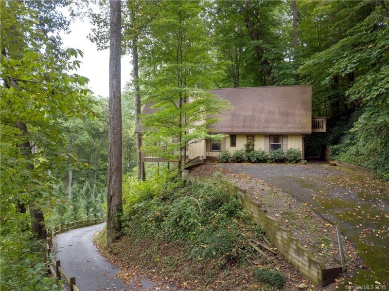 Property image 2 at 2055 Dogwood Drive, Maggie Valley, NC 28751