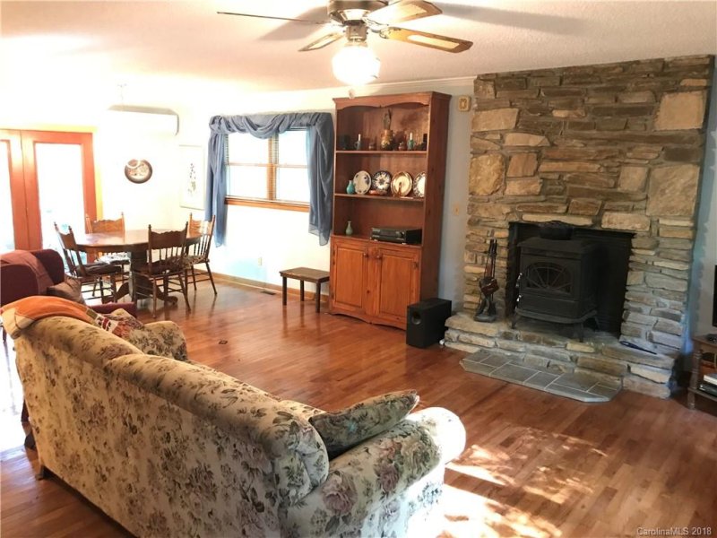 Property image 3 at 7 Partridge Lane, Weaverville, NC 28787