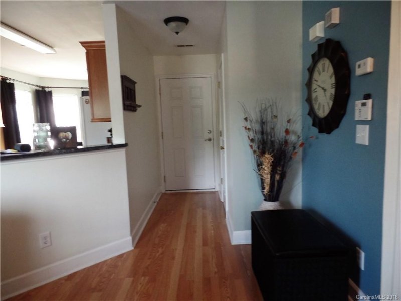 Property image 2 at 3725 Brookchase Lane, Charlotte, NC 28205