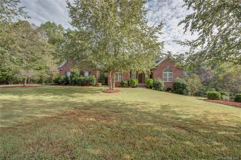 Property image 2 at 3004 Eaker Drive, Cherryville, NC 28021