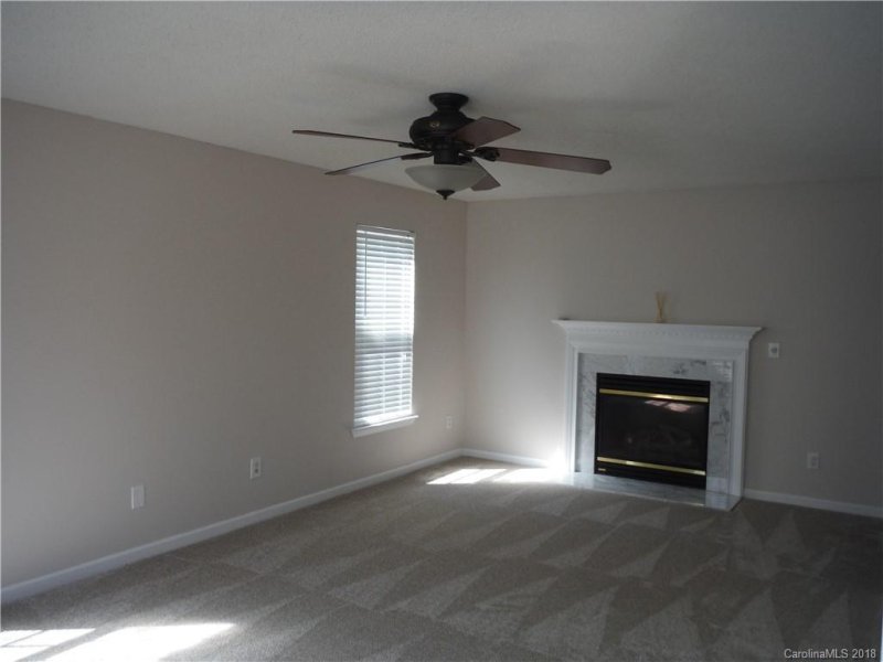 Property image 2 at 9811 Aaronda Court, Charlotte, NC 28213