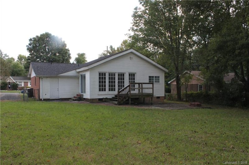 Property image 4 at 4027 Malta Place, Charlotte, NC 28215