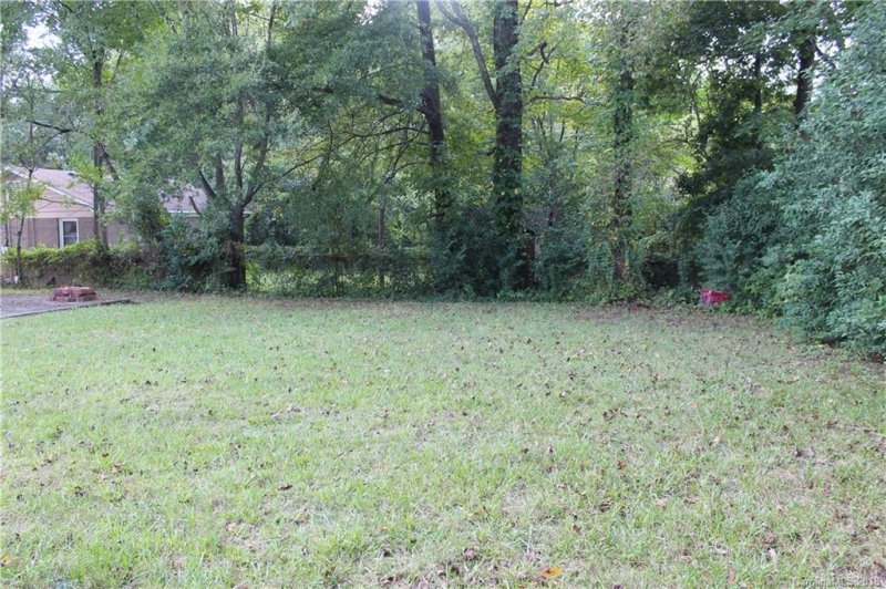 Property image 5 at 4027 Malta Place, Charlotte, NC 28215