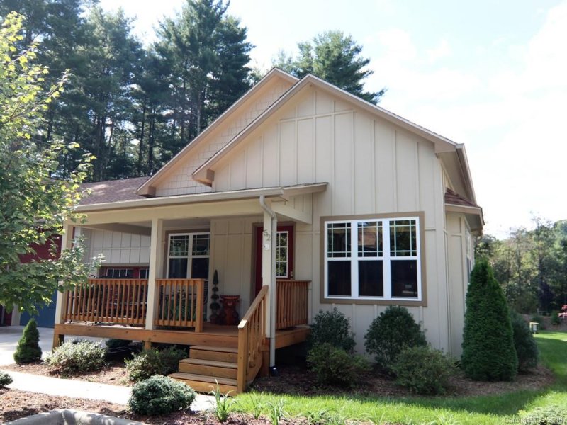 Property image 2 at 52 Sapling Lane, Waynesville, NC 28786