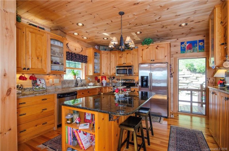 Property image 3 at 11 Chase Cove Road, Waynesville, NC 28785