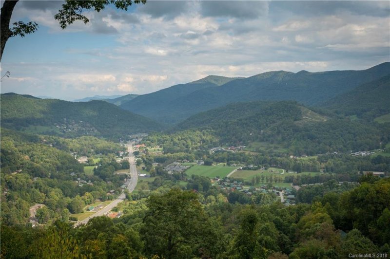 Property image 2 at 53 Southern Comfort Lane, Maggie Valley, NC 28751