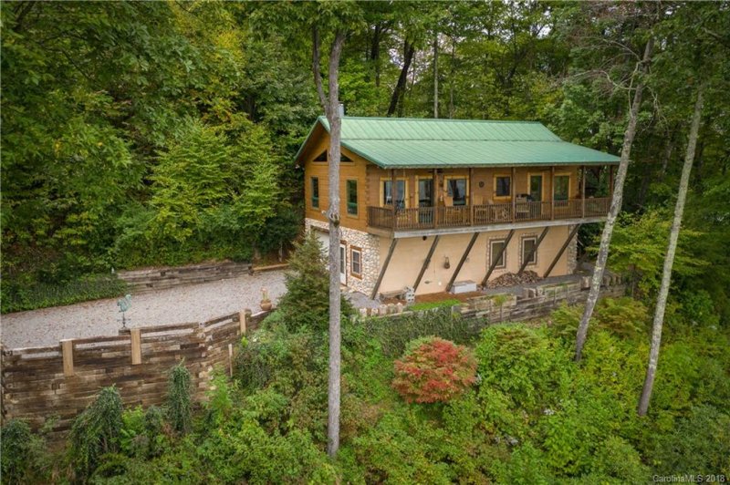 Property image 3 at 53 Southern Comfort Lane, Maggie Valley, NC 28751