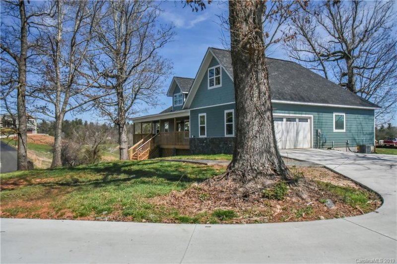 Property image 4 at 49 Big Sky Drive, Leicester, NC 28748