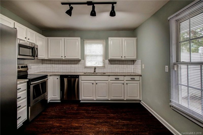 Property image 5 at 2134 Augusta Street, Charlotte, NC 28216