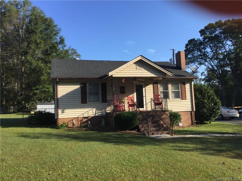 Property image 2 at 104 North Street, High Shoals, NC 28077