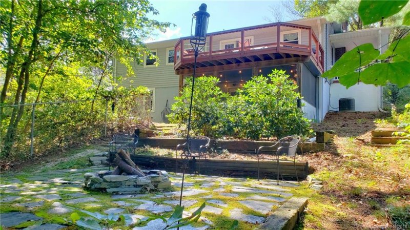 Property image 2 at 69 Rash Road, Asheville, NC 28806