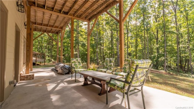 Property image 3 at 3548 Maple Brook Drive, Denver, NC 28037