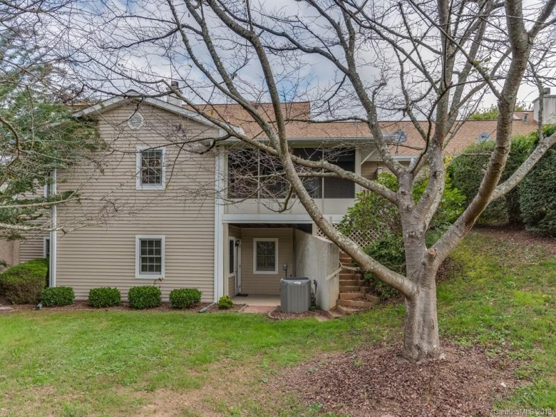 Property image 5 at 1111 Citation Circle, Hendersonville, NC 28739