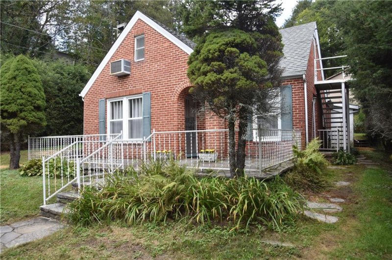 Property image 3 at 178 Rainey Street, Blowing Rock, NC 28605