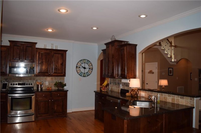 Property image 4 at 1189 Waterford Drive, Hickory, NC 28602